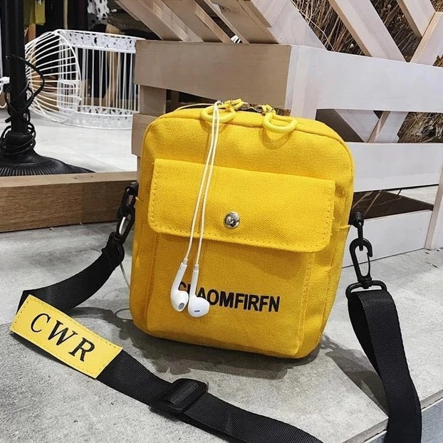 Small Korean-style square canvas handbag for women with printed letters, shoulder bag - YeloBag™