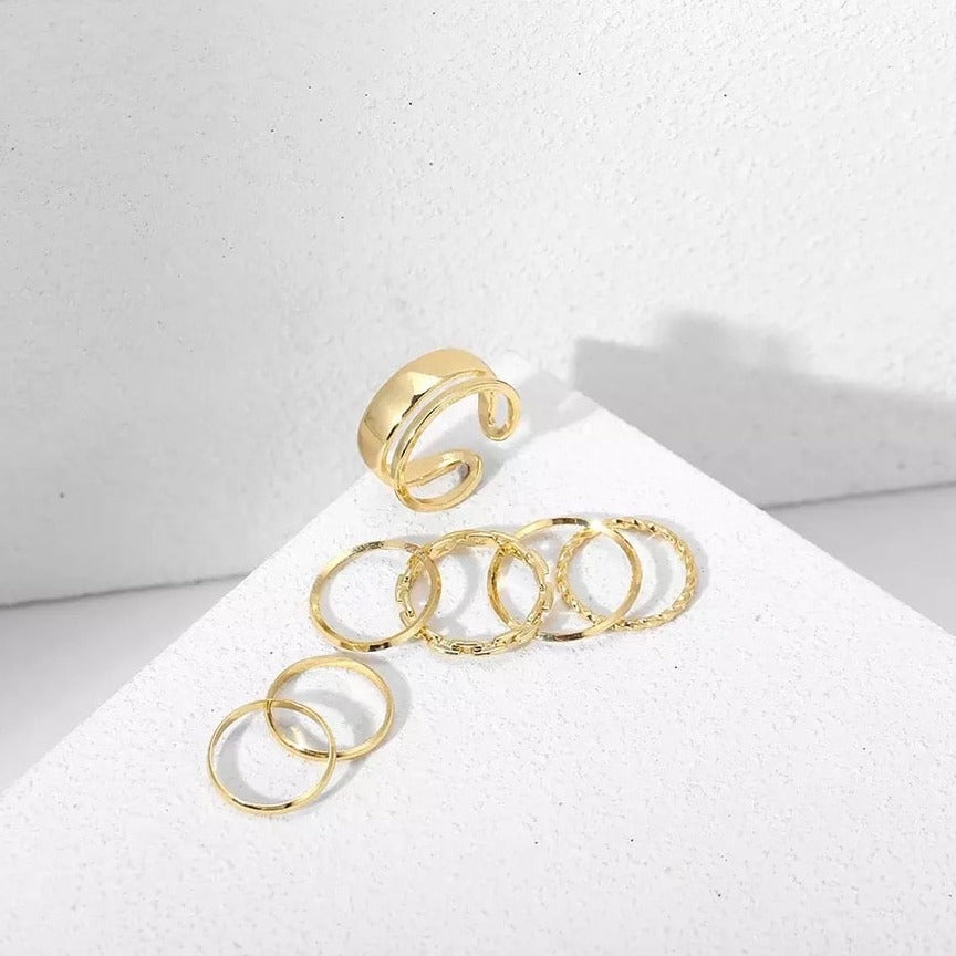 Seven piece set of women's alloy rings - RingSet™