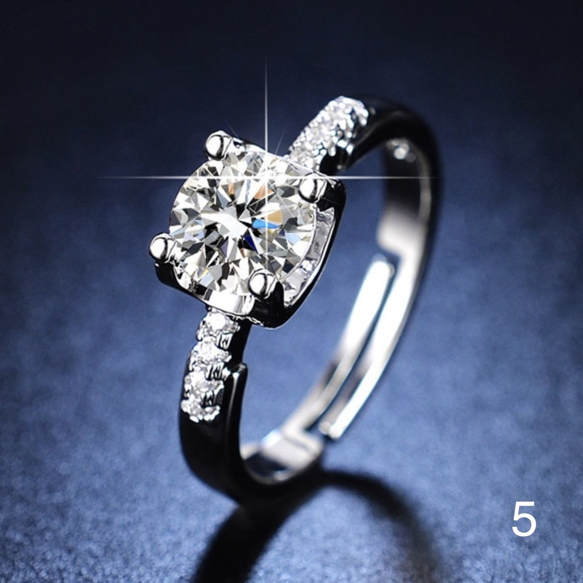 Bague ronde en zircone avec diamant et ouverture ajustable - WomanRing™