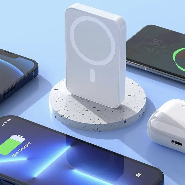 Mini magnetic charger, external wireless battery for iPhone, headphones - MiniBattery™