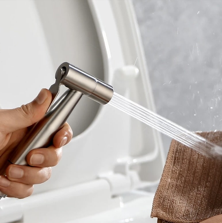 All-in-one hand shower - EasyWash™