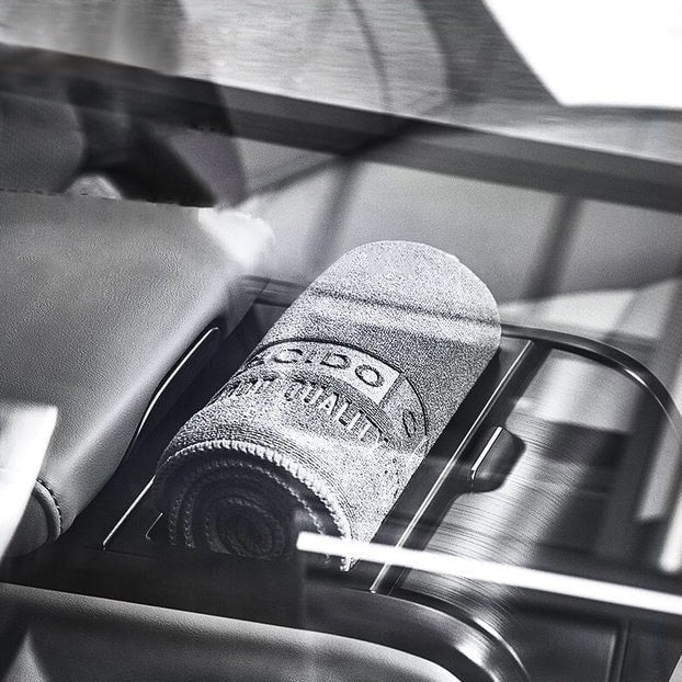High-quality microfiber towel for cleaning and drying the car - Clean’Car™