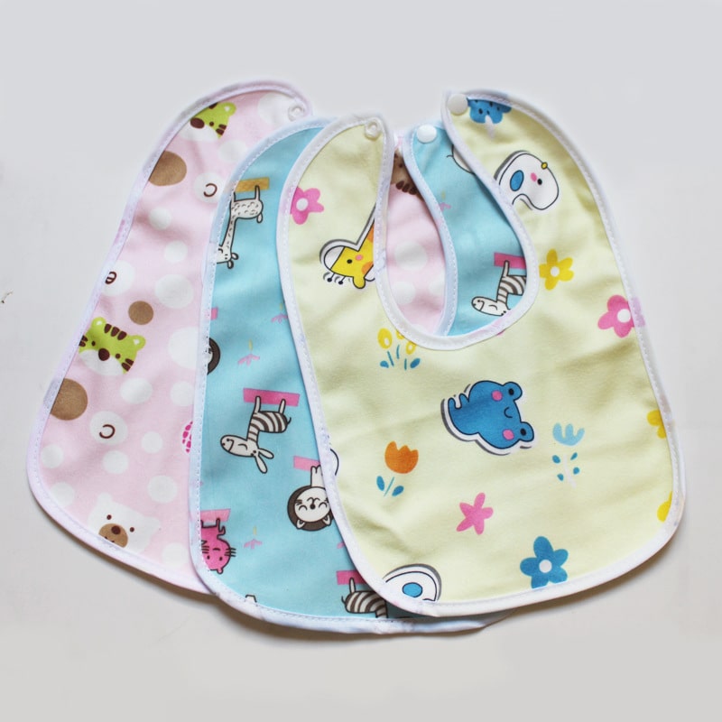 Washable, waterproof bib with super-soft fabric - A Table !™