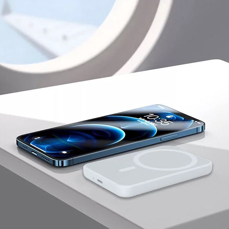 Mini magnetic charger, external wireless battery for iPhone, headphones - MiniBattery™