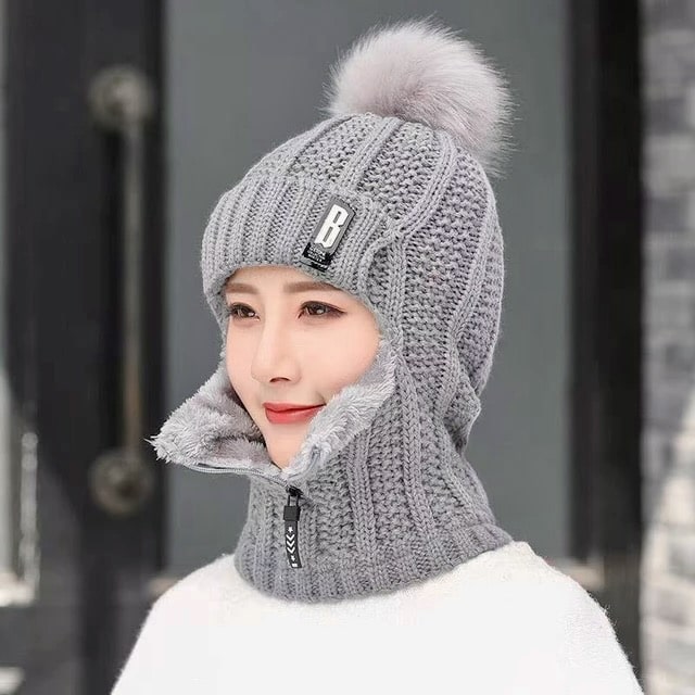 Women's ski hat in knitted wool with integrated scarf - HatScarf™