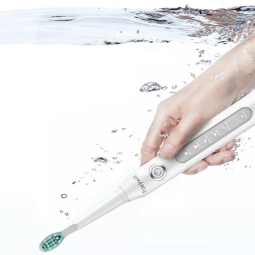 USB rechargeable electric toothbrush, 8 spare heads - E-ToothBrush™