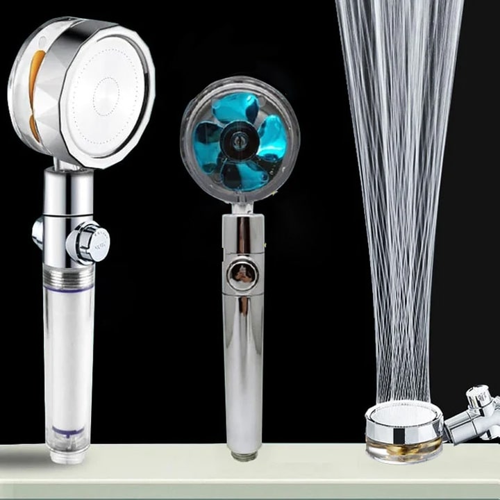Economy showerhead with turbo propeller and high flow rate - TurboShower™
