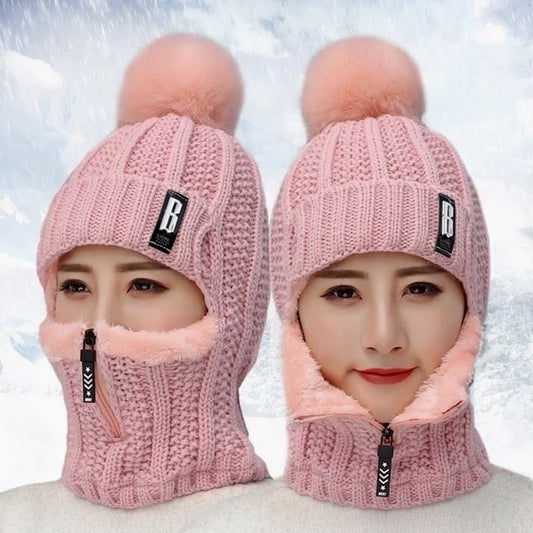 Women's ski hat in knitted wool with integrated scarf - HatScarf™