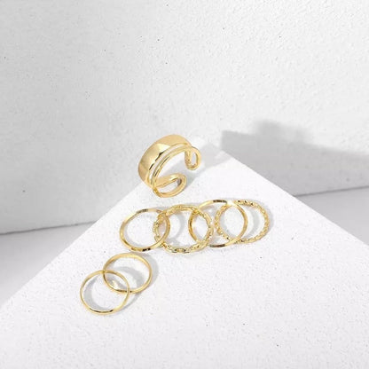Seven piece set of women's alloy rings - RingSet™