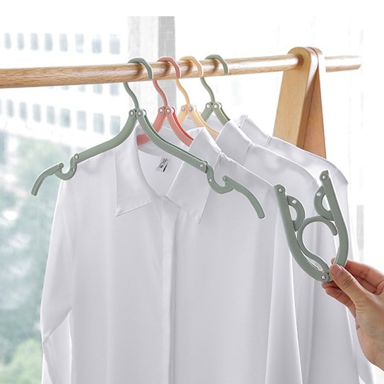 Cintre à Vêtements en Plastique Pliable Multifonctionnel  - Dress Up™