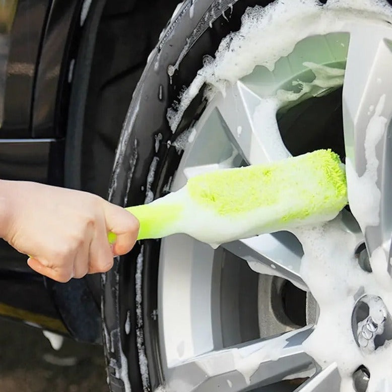 Brosse de lavage de voiture portable pour nettoyage des roues CleenWheel™