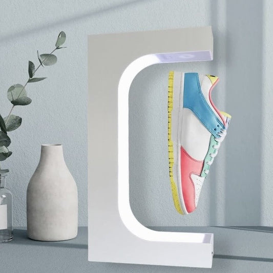Présentoir de chaussure flottante - FlyingShoe™