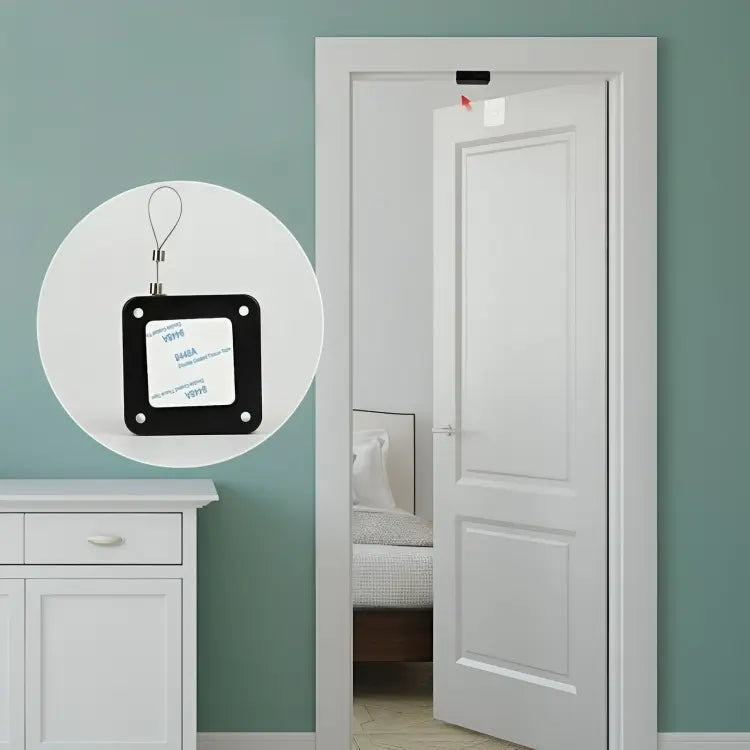 REPTA™, le capteur automatique, installé sur une porte